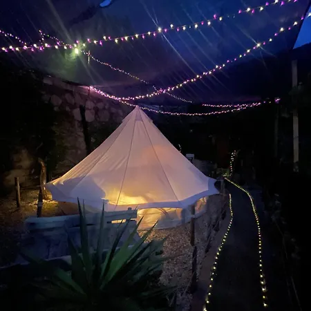 Re Dream A Tema - Nocleg ze śniadaniem 4*